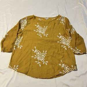 Kindred Women Size M Embroidered Yellow White Floral‎ Boho Peasant 3/4 Sleeve